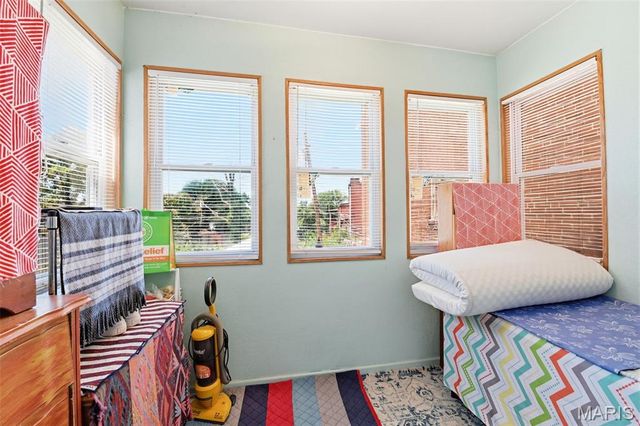 3945 S Grand Boulevard, St Louis, MO 63118