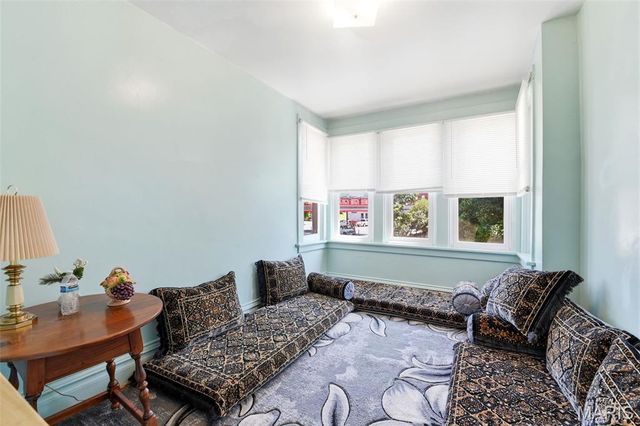 3945 S Grand Boulevard, St Louis, MO 63118