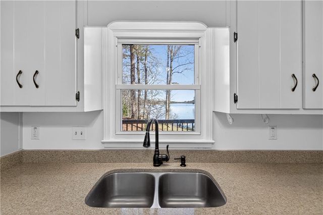 9018 Lakeview Parkway, Villa Rica, GA 30180