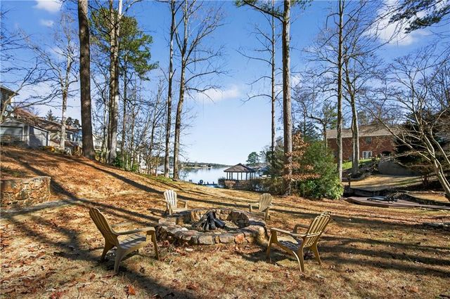 9018 Lakeview Parkway, Villa Rica, GA 30180