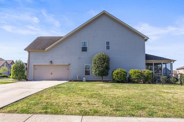 7495 Red Poppy Drive, Ooltewah, TN 37363