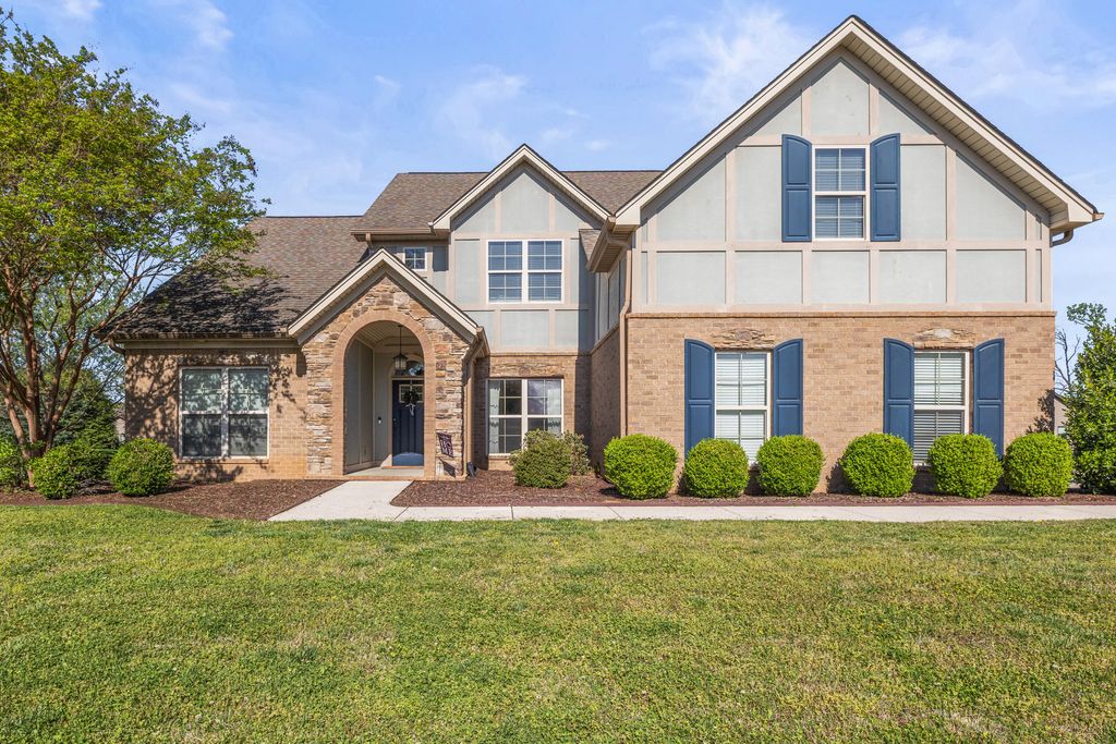 7495 Red Poppy Drive, Ooltewah, TN 37363