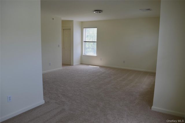 1165 Maggie Road 7-12, Newburgh, NY 12550