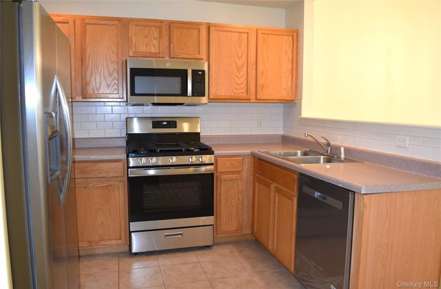 1165 Maggie Road 7-12, Newburgh, NY 12550