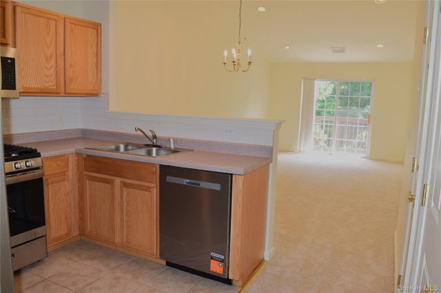 1165 Maggie Road 7-12, Newburgh, NY 12550