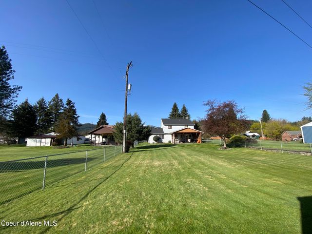 502 Lewiston Ave, Pinehurst, ID 83850
