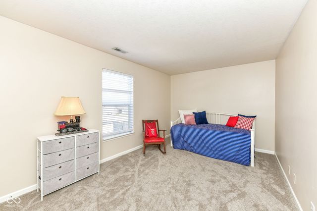 8888 N White Tail Trail, Mccordsville, IN 46055