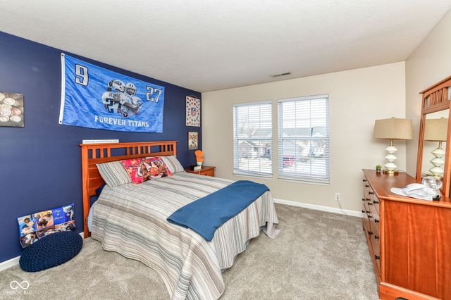 8888 N White Tail Trail, Mccordsville, IN 46055