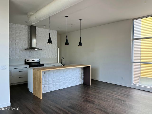 777 W ROOSEVELT Street 2, Phoenix, AZ 85007