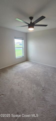 586 Cooper Court SW, Palm Bay, FL 32908