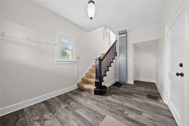 2726 Mesta Street, Bethel Park, PA 15102