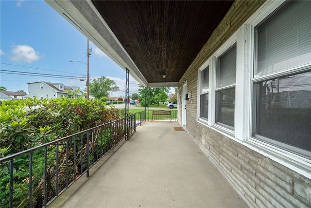 2726 Mesta Street, Bethel Park, PA 15102