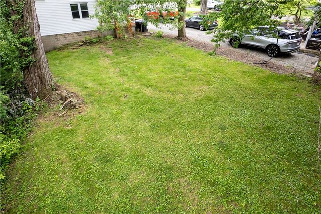 2726 Mesta Street, Bethel Park, PA 15102