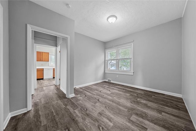 2726 Mesta Street, Bethel Park, PA 15102