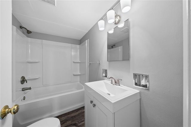 2726 Mesta Street, Bethel Park, PA 15102
