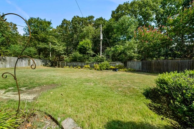 15 Tennyson Court, North Little Rock, AR 72116