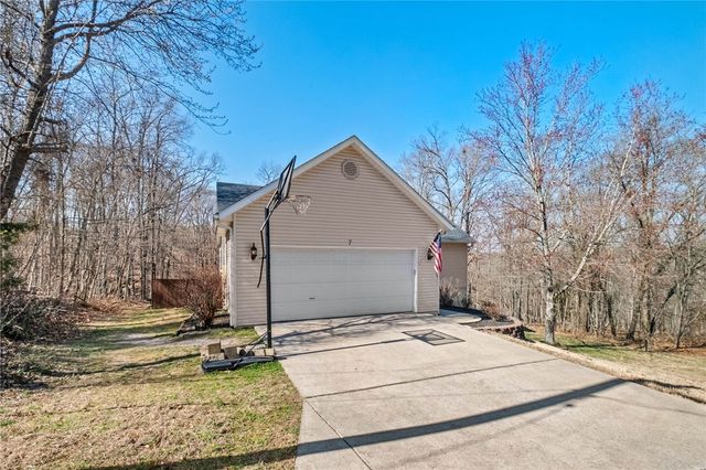 7 Bradwell Lane, Bella Vista, AR 72715