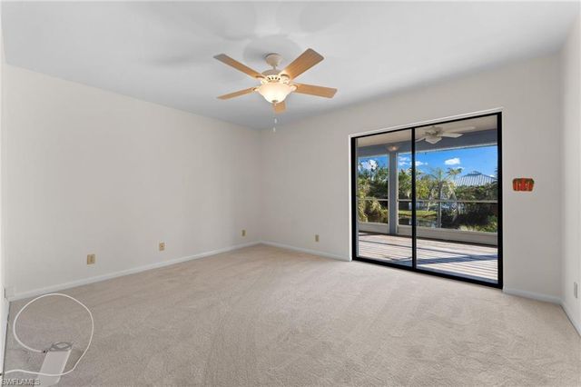 662 E Rocks DR, Sanibel, FL 33957