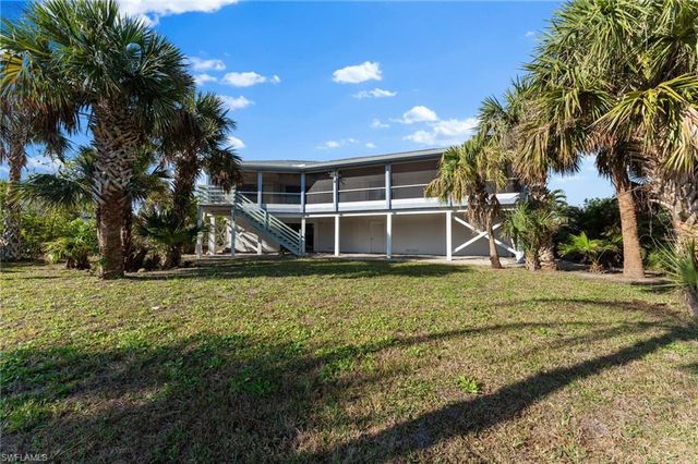 662 E Rocks DR, Sanibel, FL 33957