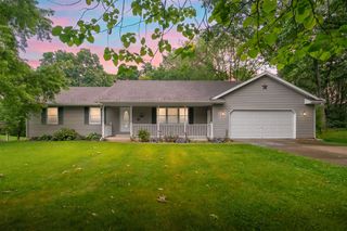 52135 Nancy Lane, Three Rivers, MI 49093