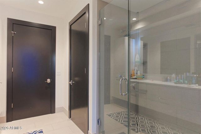 4422 N 75TH Street 2001, Scottsdale, AZ 85251