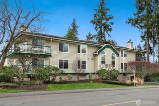609 7th N #B304, Edmonds, WA 98020