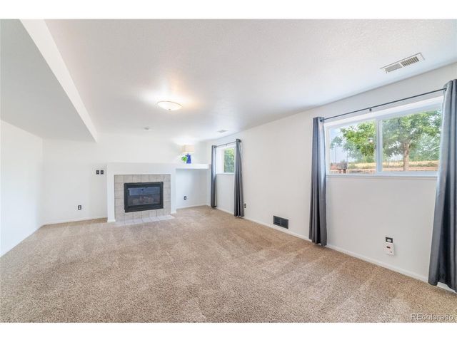 346 S 33rd Ave, Brighton, CO 80601