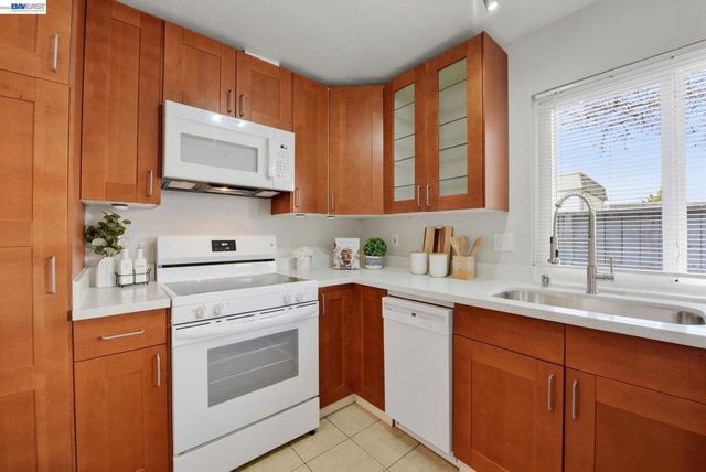 34597 Bluestone Cmn, Fremont, CA 94555