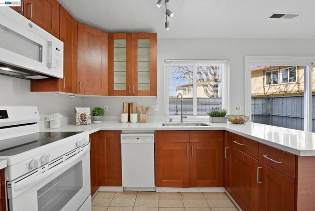 34597 Bluestone Cmn, Fremont, CA 94555