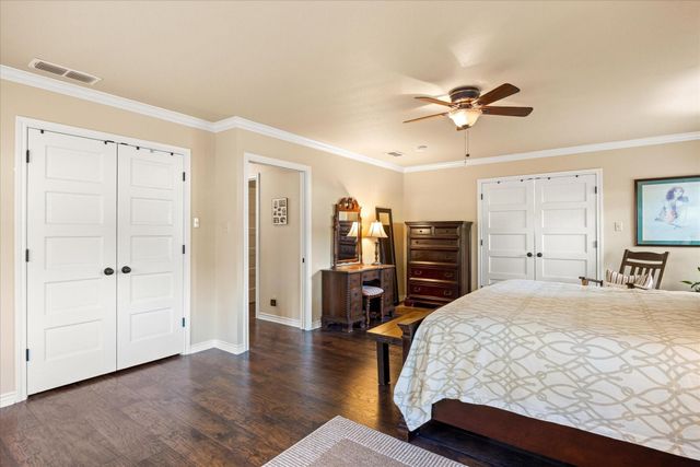 1308 Comanche Cove Court, Granbury, TX 76048