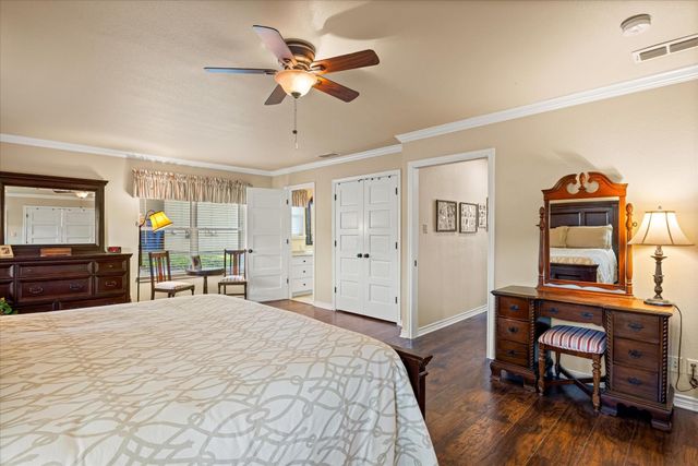 1308 Comanche Cove Court, Granbury, TX 76048