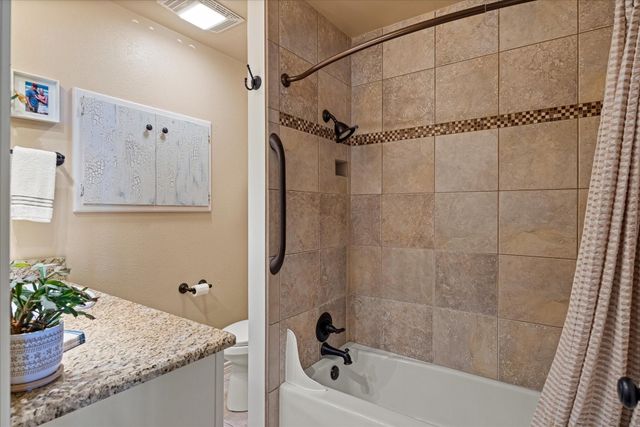 1308 Comanche Cove Court, Granbury, TX 76048