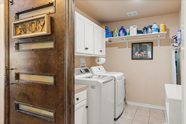 1308 Comanche Cove Court, Granbury, TX 76048