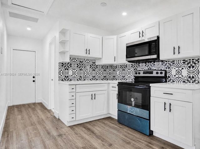 4129 SW 23 Street, West Park, FL 33023