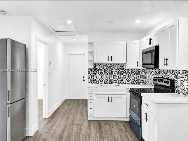 4129 SW 23 Street, West Park, FL 33023