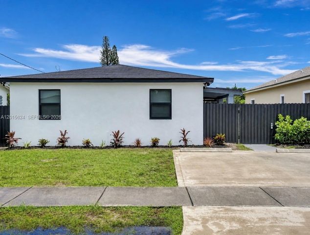 4129 SW 23 Street, West Park, FL 33023