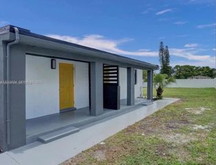 4129 SW 23 Street, West Park, FL 33023