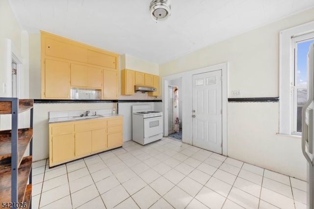 457 N 7Th St, Newark City, NJ 07107