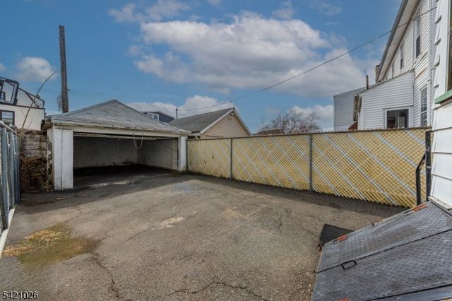 457 N 7Th St, Newark City, NJ 07107