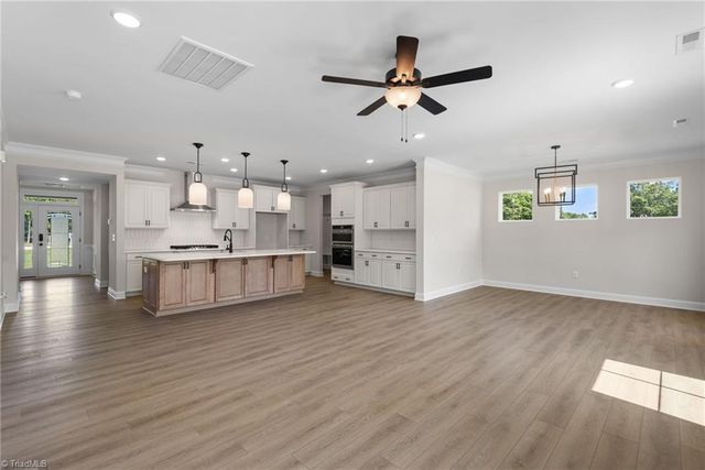 263 Redland Road, Advance, NC 27006