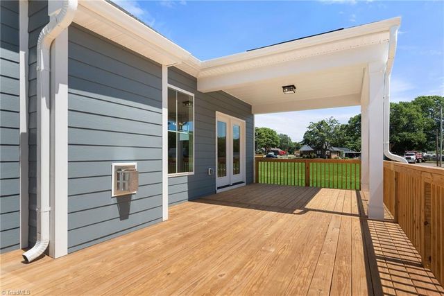 263 Redland Road, Advance, NC 27006