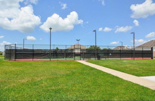 2543 Tucker Creek Drive, Fresno, TX 77545