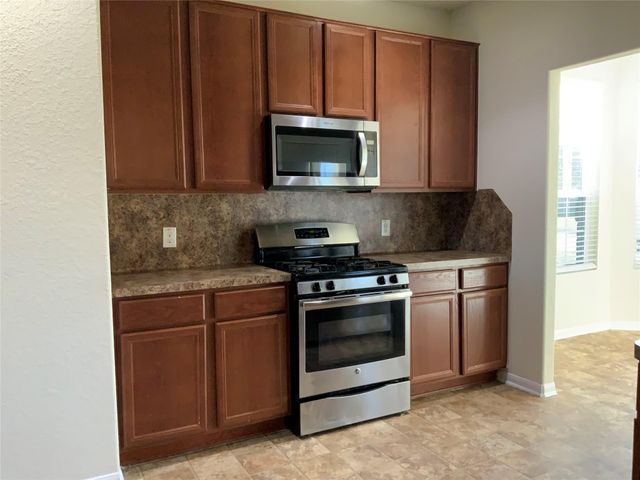 2543 Tucker Creek Drive, Fresno, TX 77545