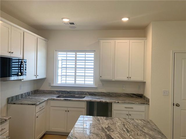 2009 Carroll Brinkley WAY, Suffolk, VA 23434