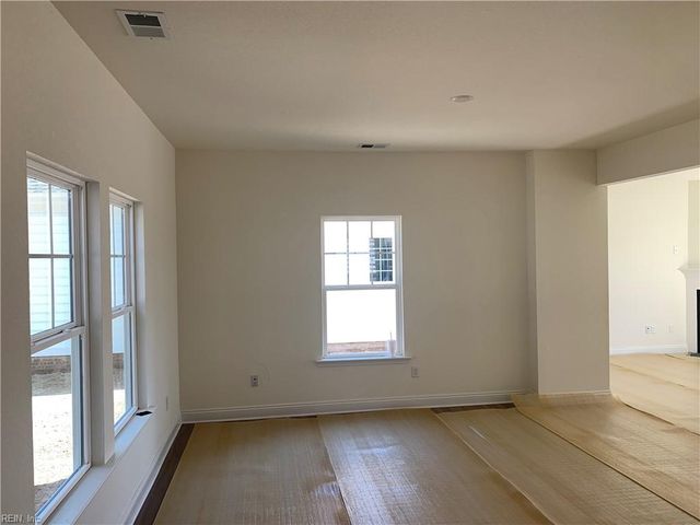 2009 Carroll Brinkley WAY, Suffolk, VA 23434