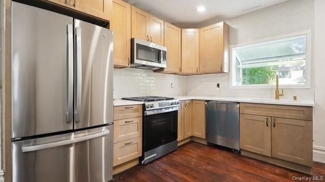 222 Lorraine Avenue, Mount Vernon, NY 10552