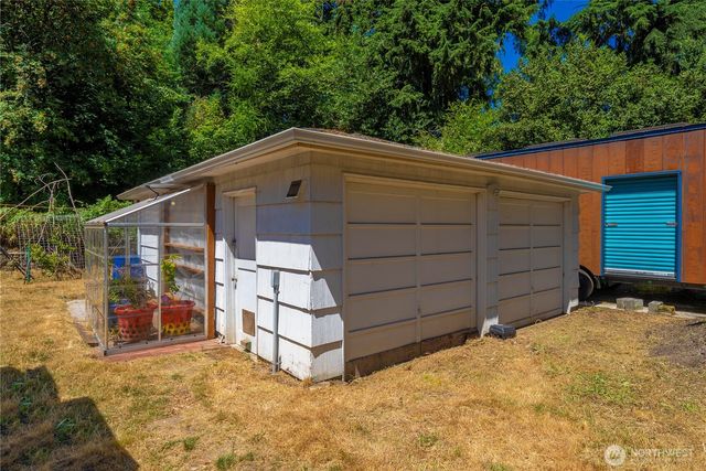 12027 10th Avenue S, Seattle, WA 98168