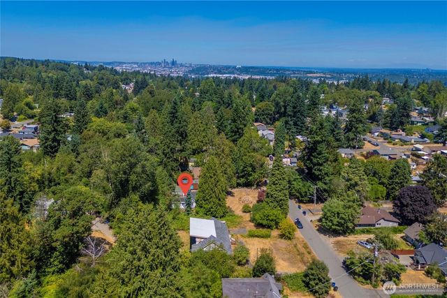 12027 10th Avenue S, Seattle, WA 98168