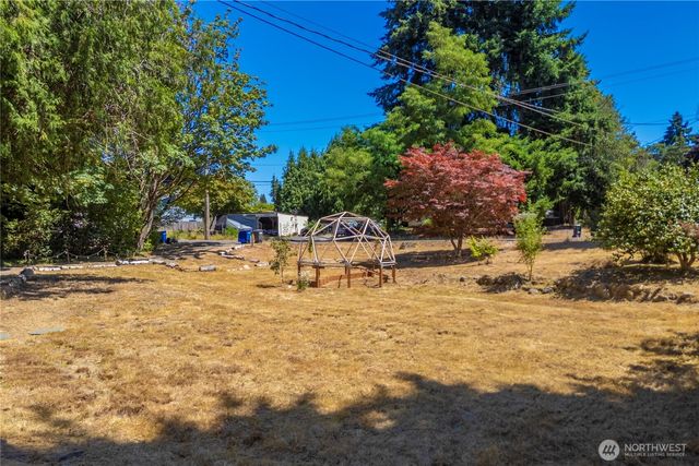 12027 10th Avenue S, Seattle, WA 98168