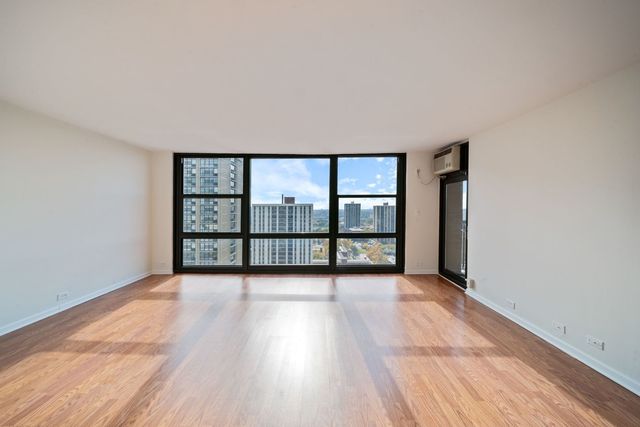 2605 S Indiana Avenue 2107, Chicago, IL 60616